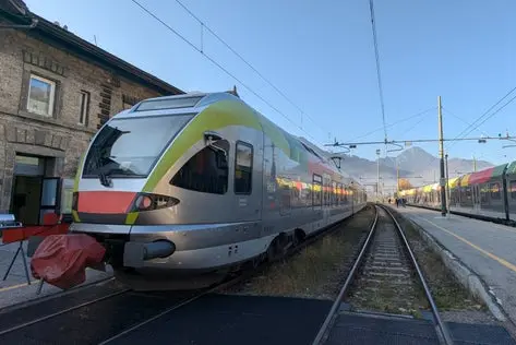 Per garantire al maggior numero di persone l'accesso ai treni, la Provincia continua a lavorare sull'accessibilità delle stazioni ferroviarie. (Foto: USP/Ingo Dejaco)