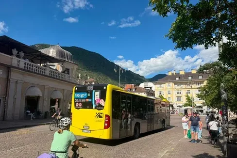 Dal 21 giugno, tutti gli autobus urbani che transitano in piazza Walther vi fermeranno. (Foto: USP/Bruno Benedetto)