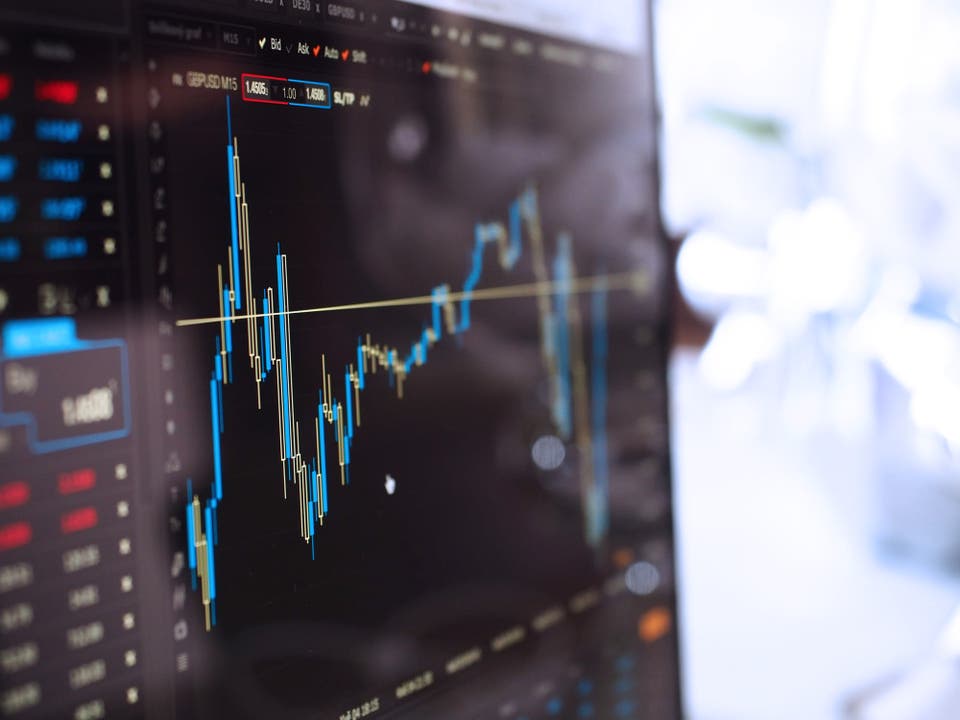 Decoding Data Dynamics