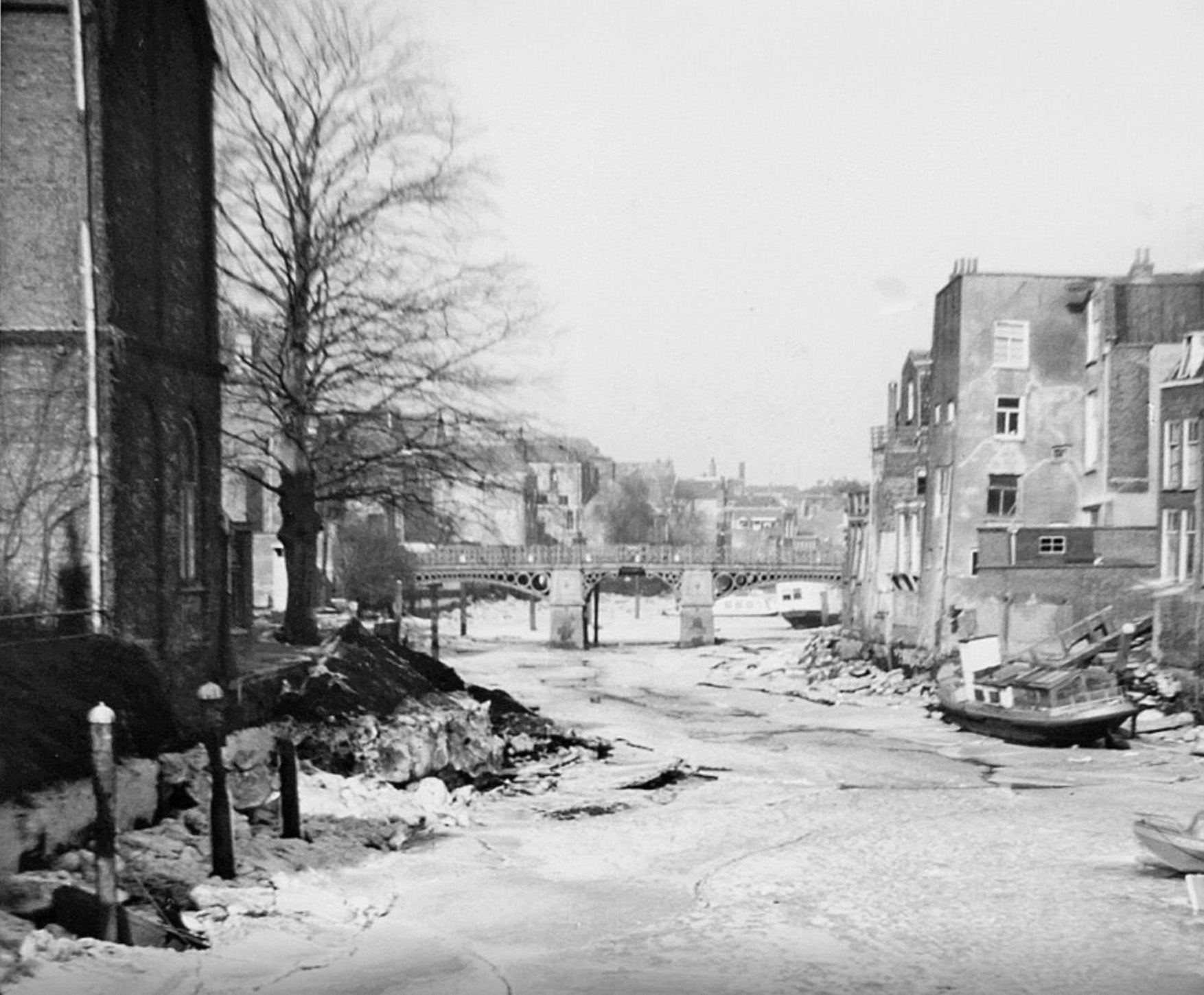 IJs in de rivier in Dordrecht in 1963.