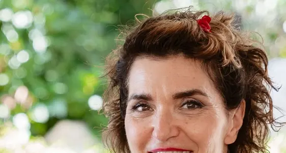 Ester Cacciani, Friseurin