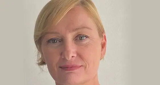 Valentina Pulcini, Freiberuflerin