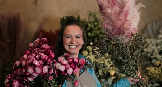 Maya Gruber, fioraia