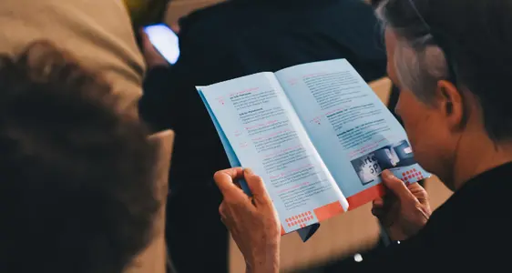 Organizzazioni culturali che interessano più gruppi linguistici