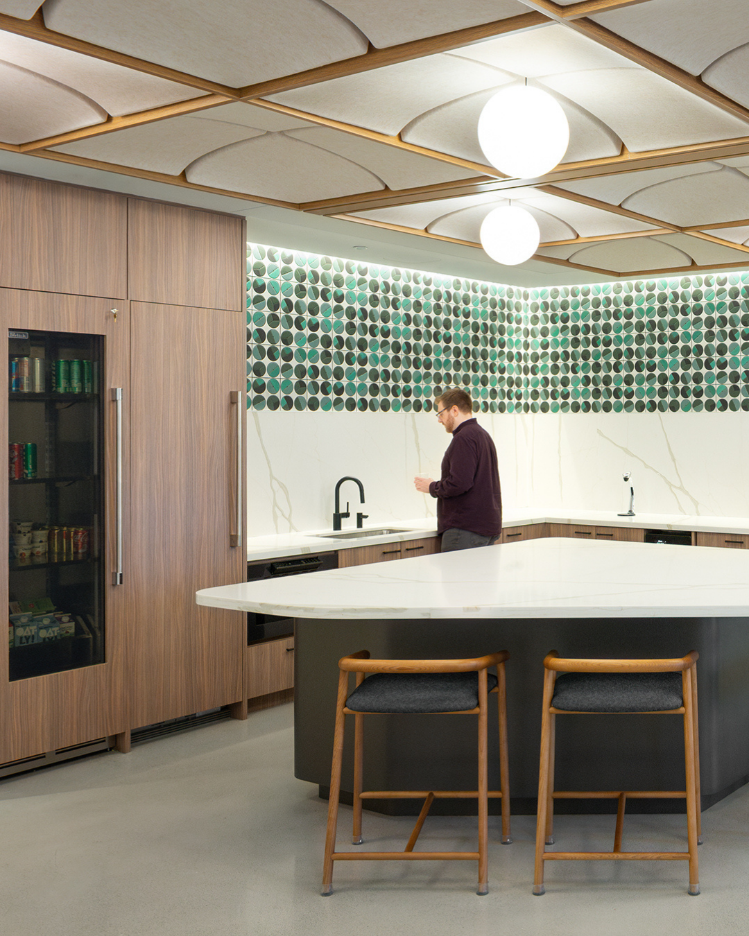 Corporate office in Shinnoki Frozen Walnut