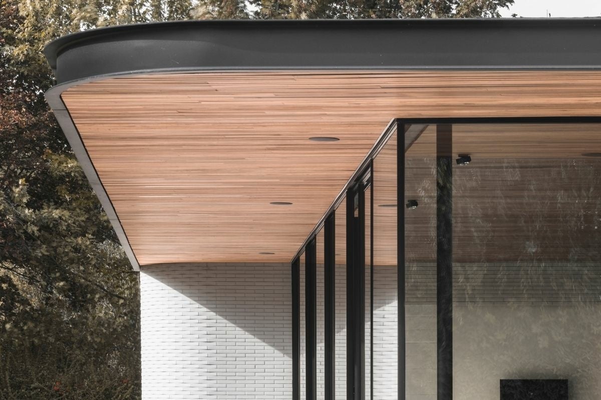 veneer ceiling - walnut - summer outdoor kitchen - outdoor kitchen - American walnut - american walnut veneer