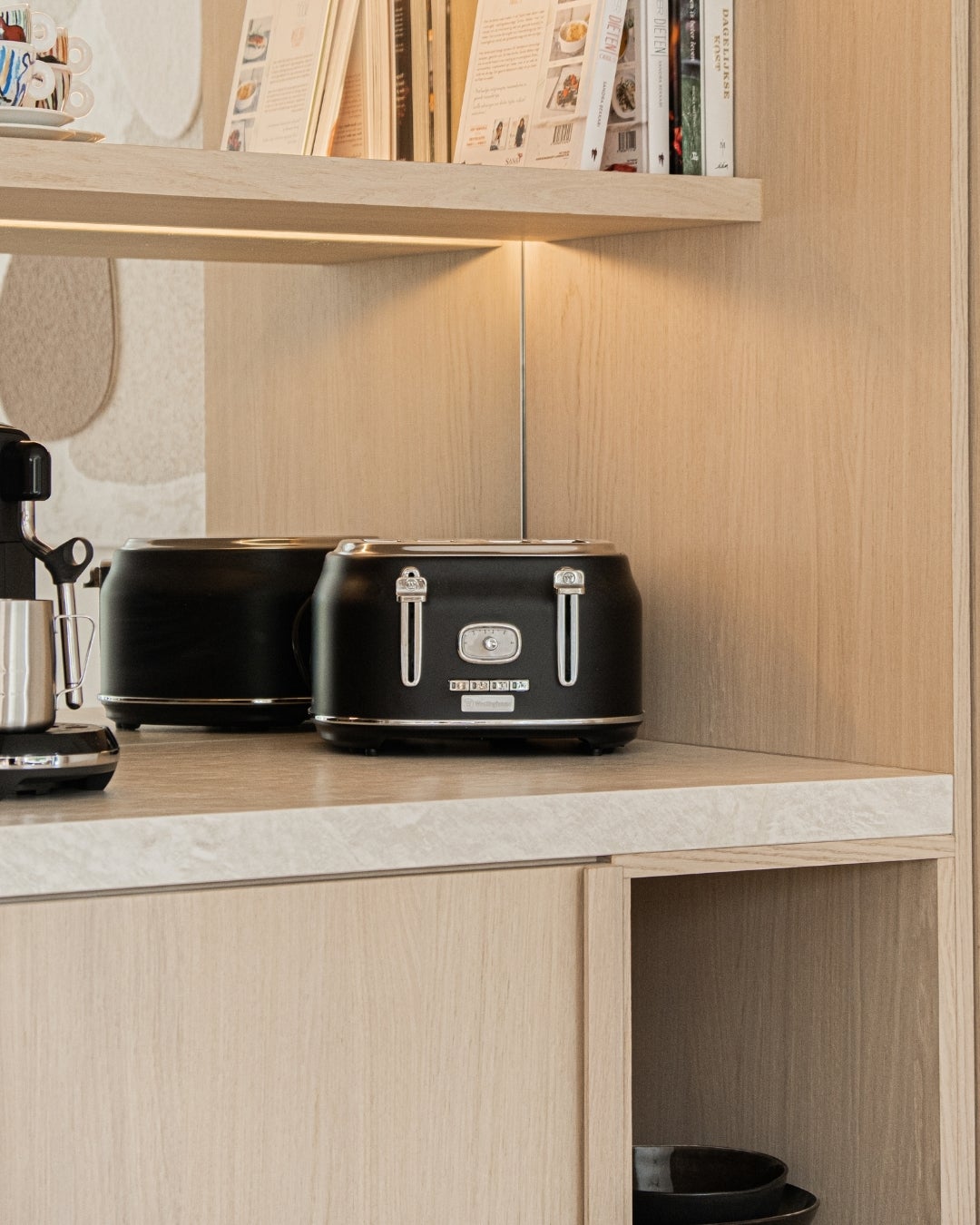 Belgian residence in Shinnoki Milk Oak - wood veneer - kitchen - interior design