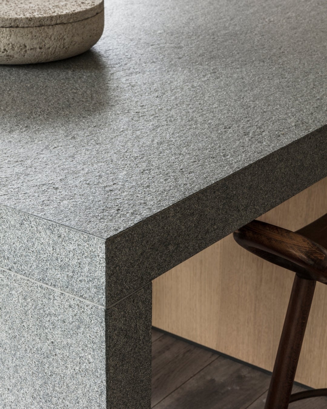 Kitchen with Shinnoki Ivory Oak - Villa Leiebos