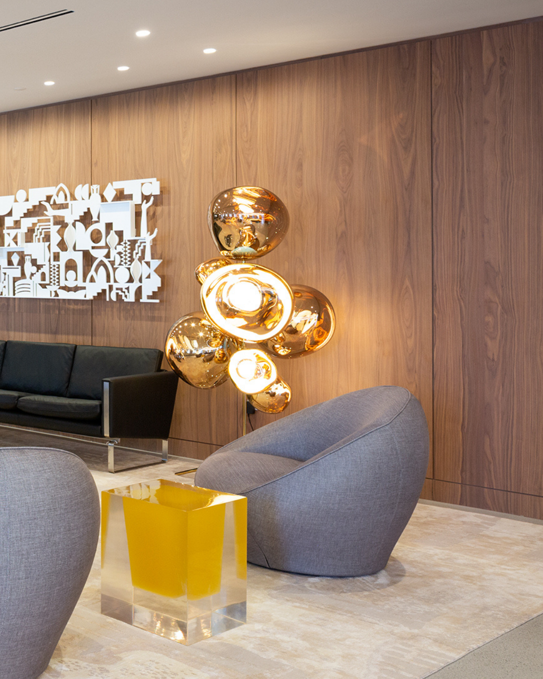 Corporate office in Shinnoki Frozen Walnut