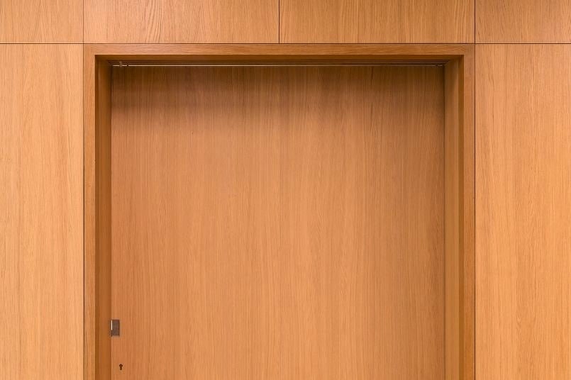 The Penta Howest Kortrijk - The Penta - The Penta Howest - veneer door - wood door - light wooden door