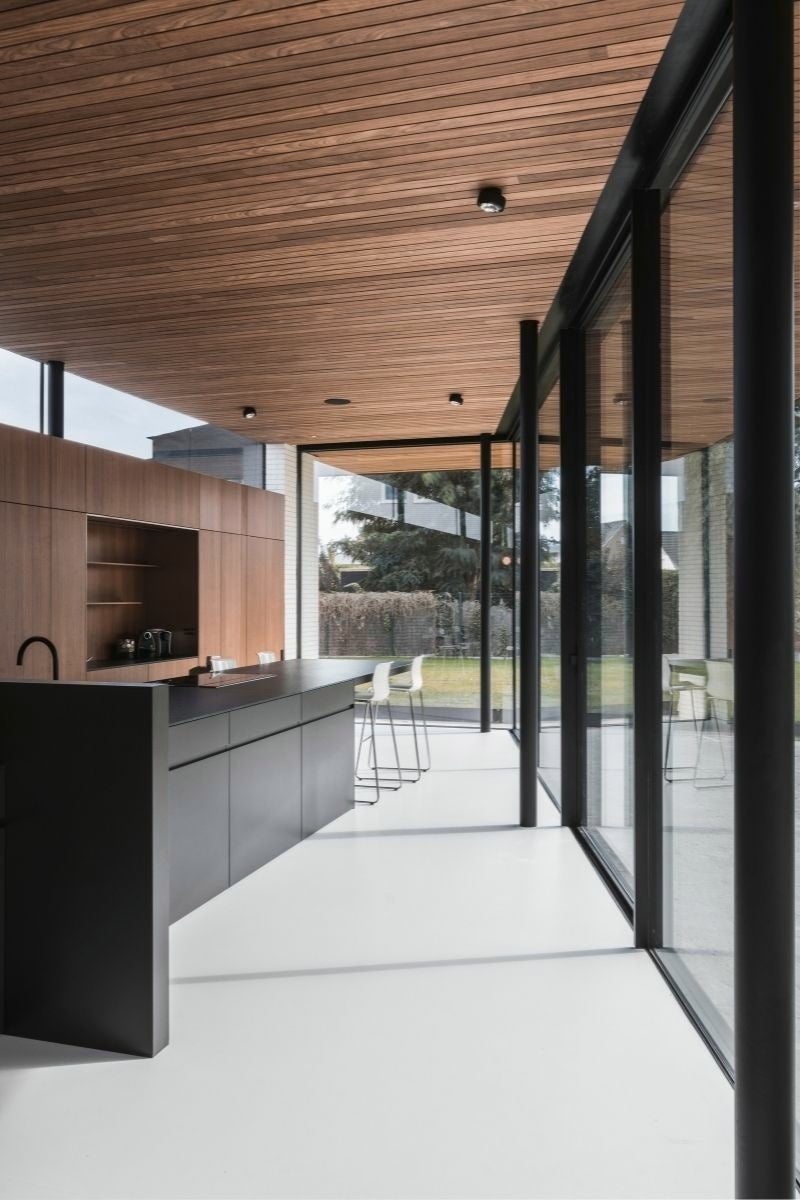 veneer ceiling - walnut - summer outdoor kitchen - outdoor kitchen - American walnut - american walnut veneer