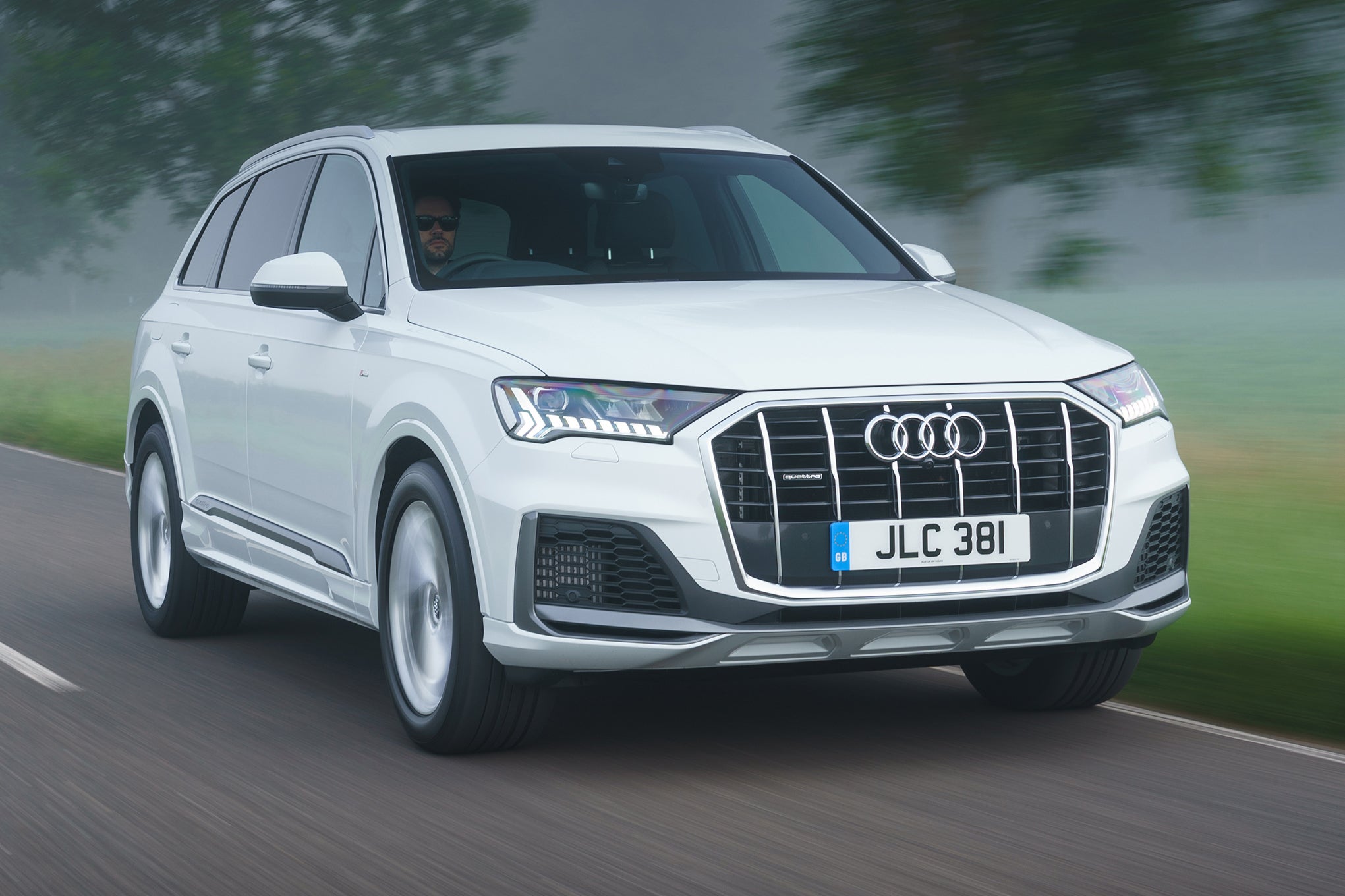 Main listing image - Audi Q7 Review {{currentYear}}