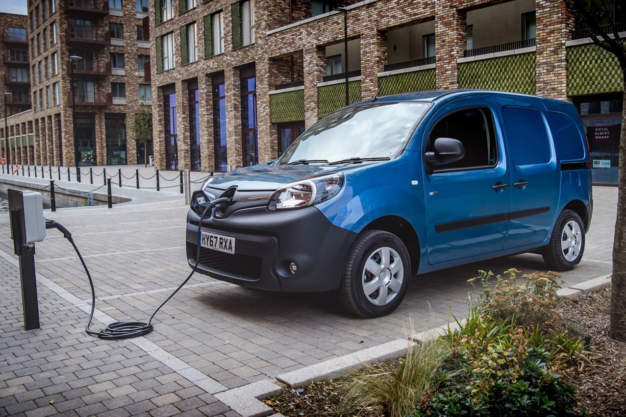 Renault Kangoo Review 2023: Kangoo ZE charging