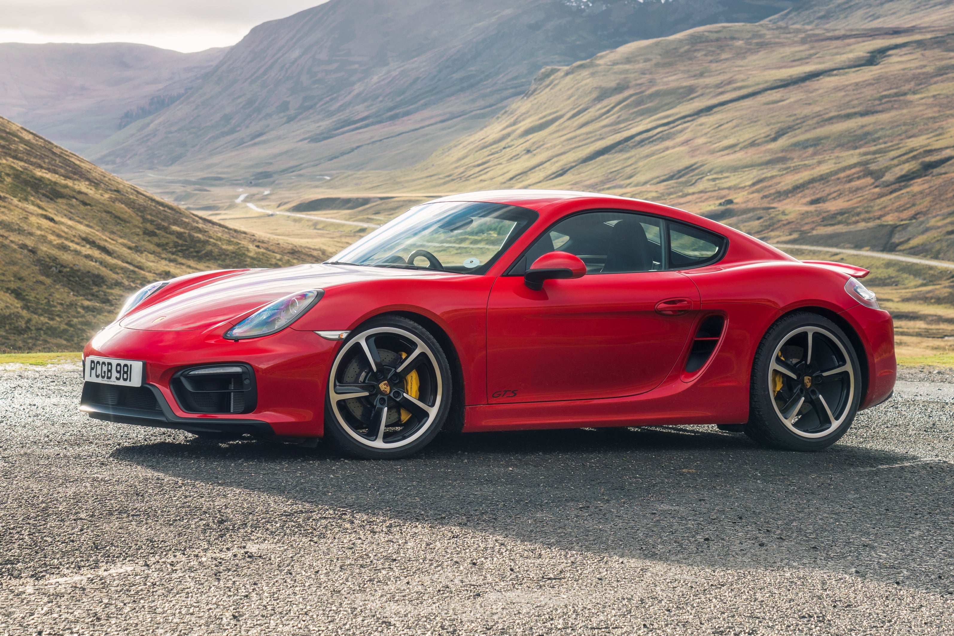 Main listing image - Used Porsche Cayman (2013-2016) Review