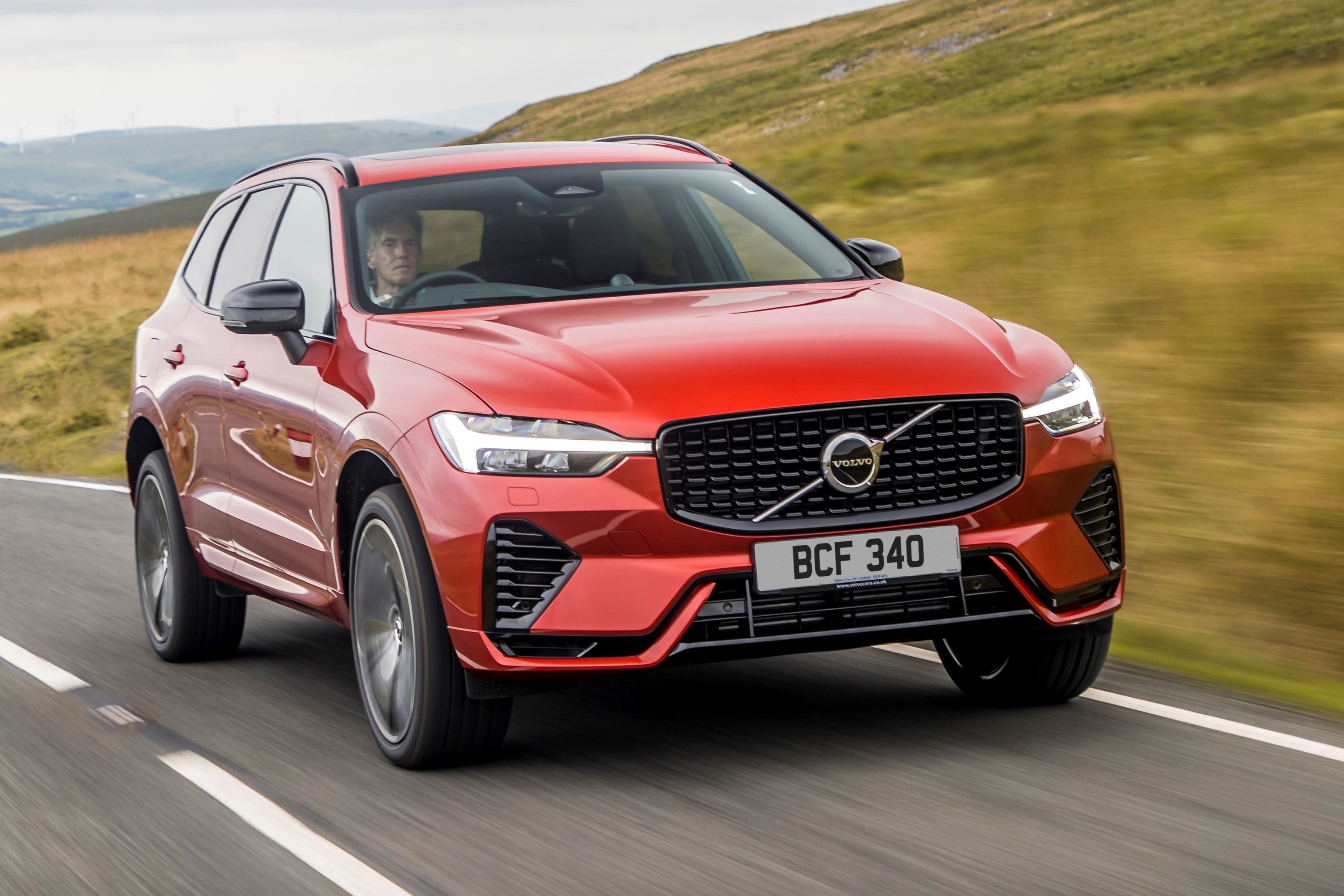 Main listing image - Volvo XC60 Review 2025: Price, specs & boot space