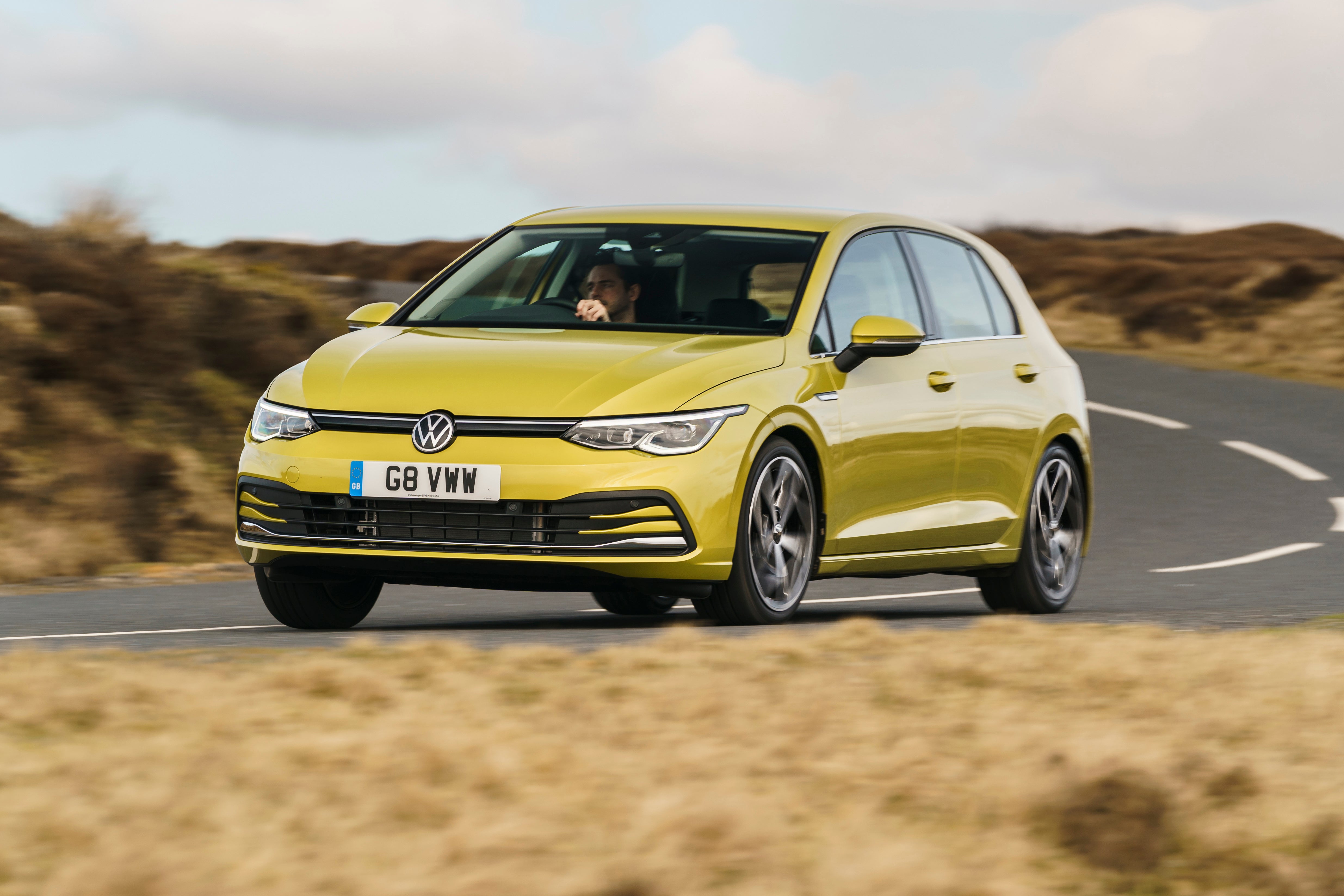 Volkswagen Golf Review 2023: driving corner