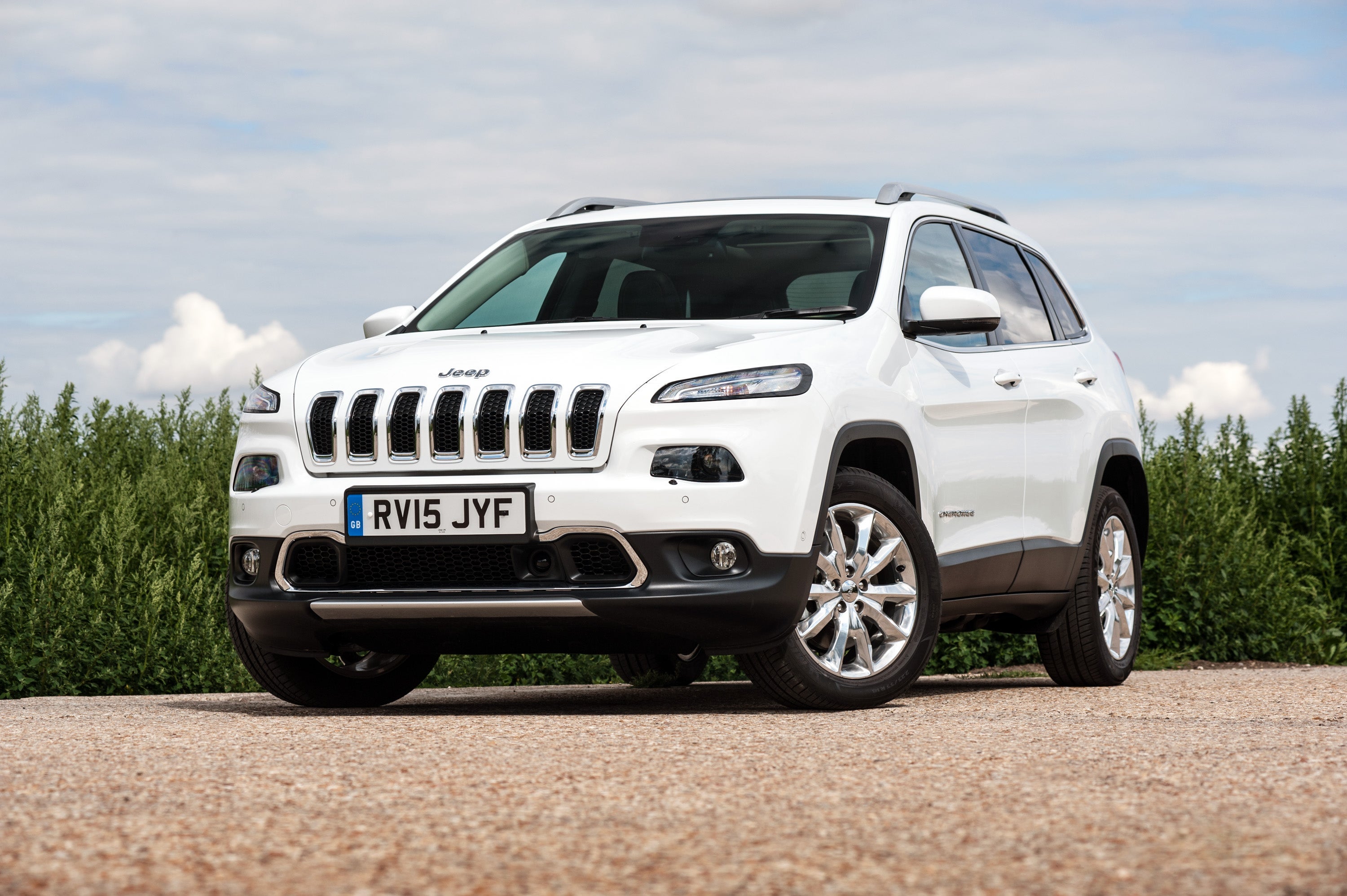 Main listing image - Jeep Cherokee Review