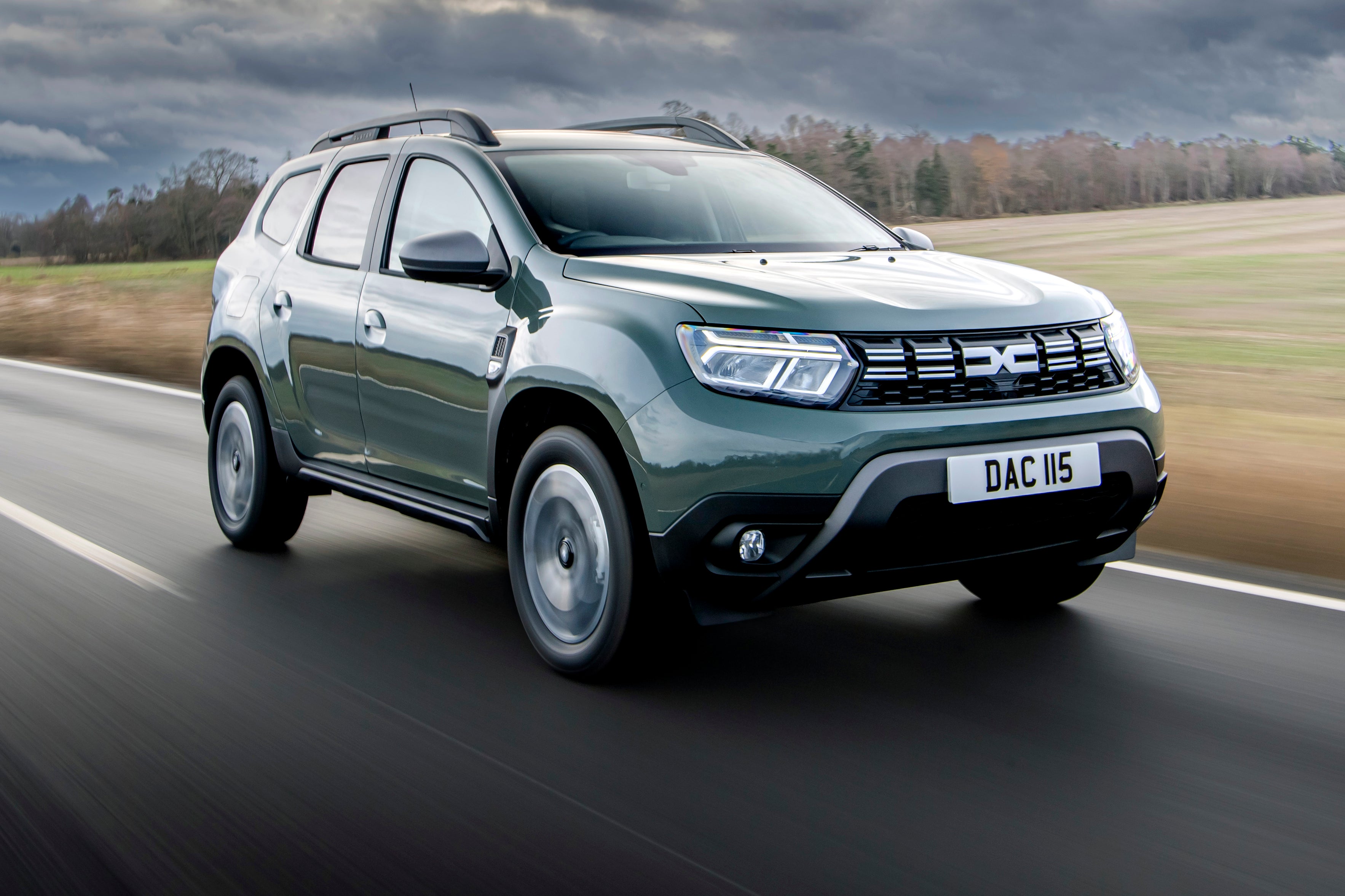 Dacia Duster Review 2024: front dynamic