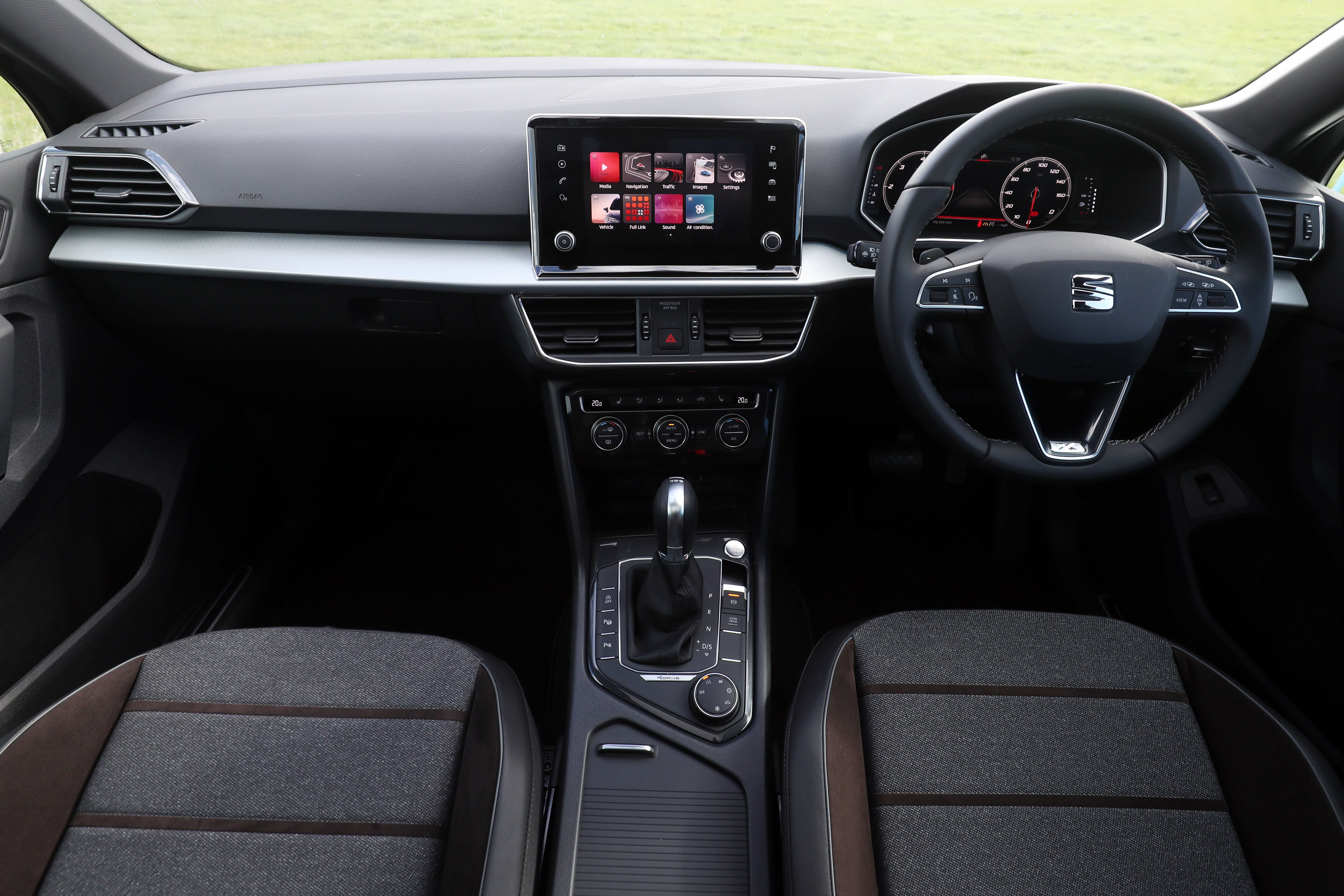 SEAT Tarraco Review 2023 Infotainment