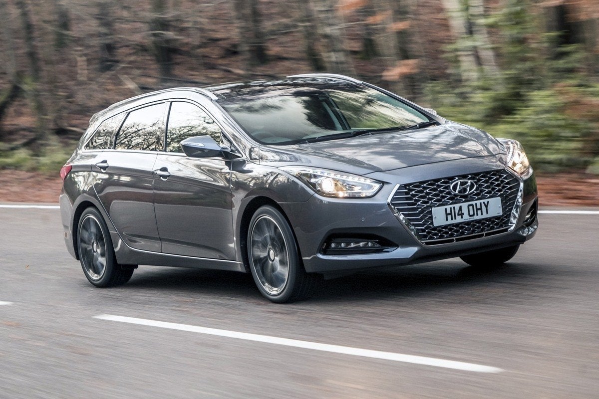 Main listing image - Hyundai i40 Tourer (2011-2019) Review