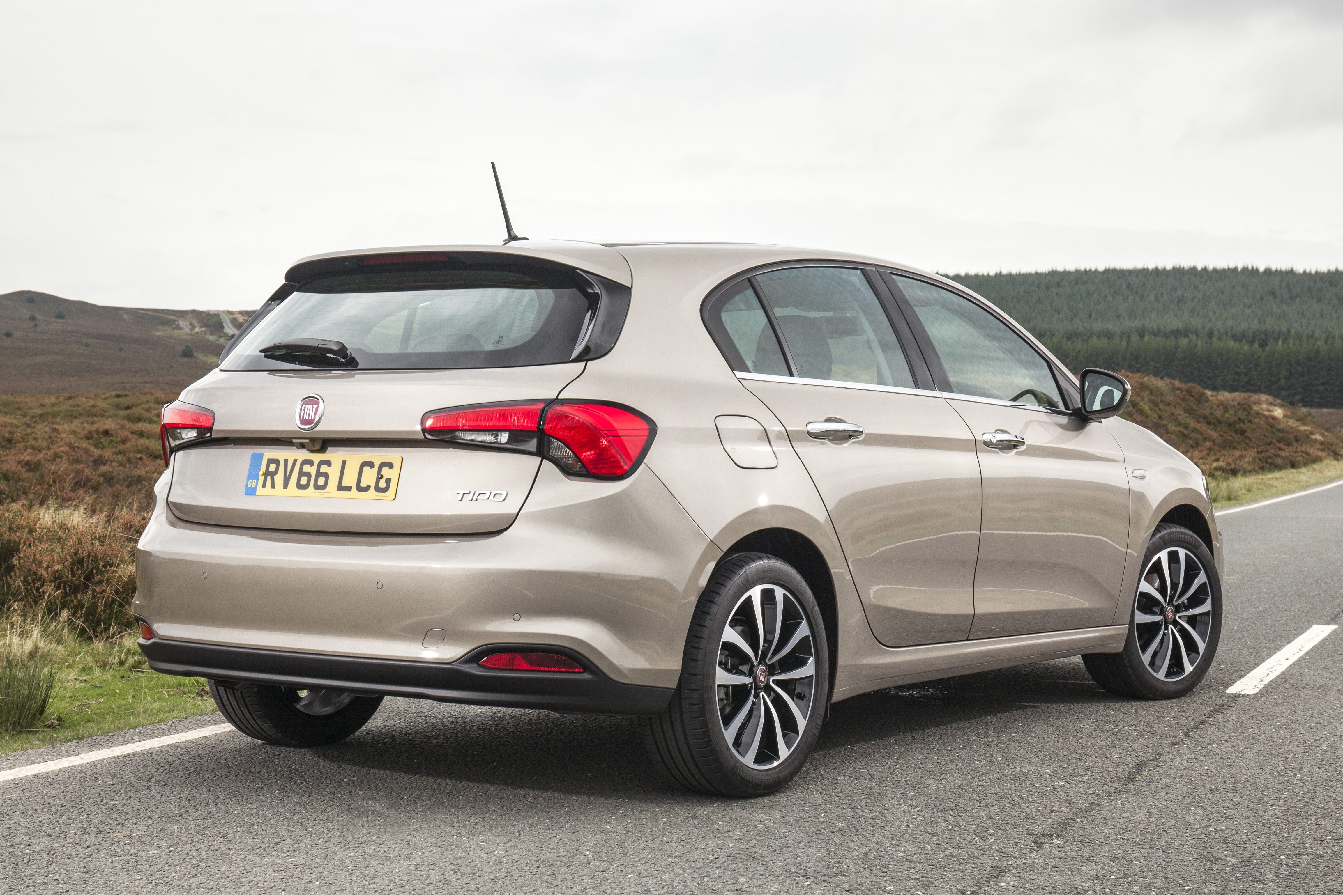 Fiat Tipo Review 2023: Back