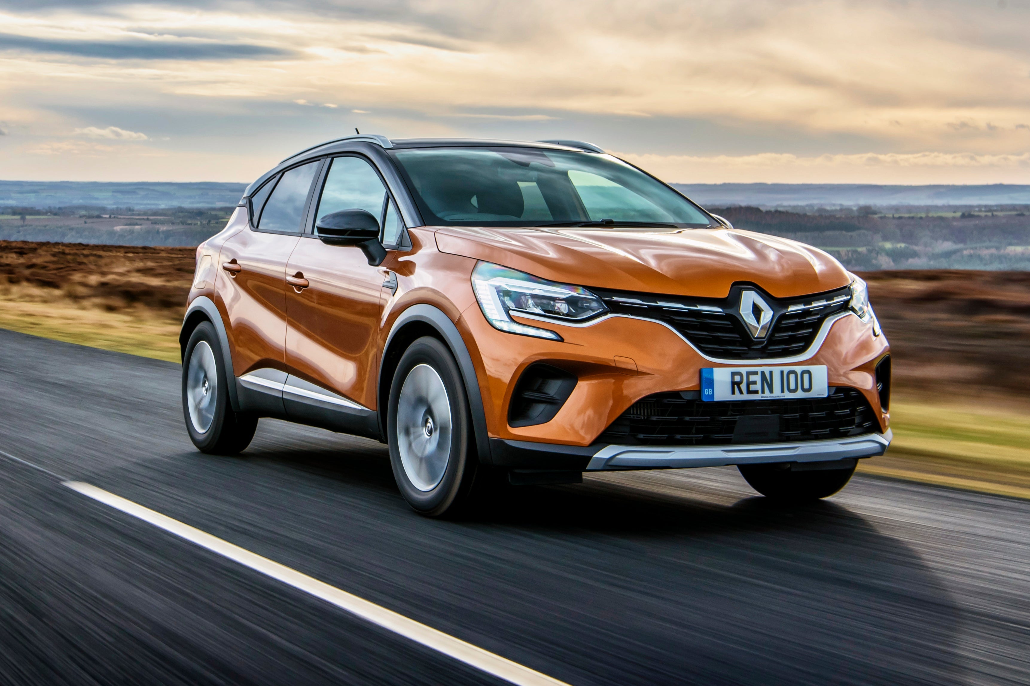 Renault Captur Review 2021: Front View