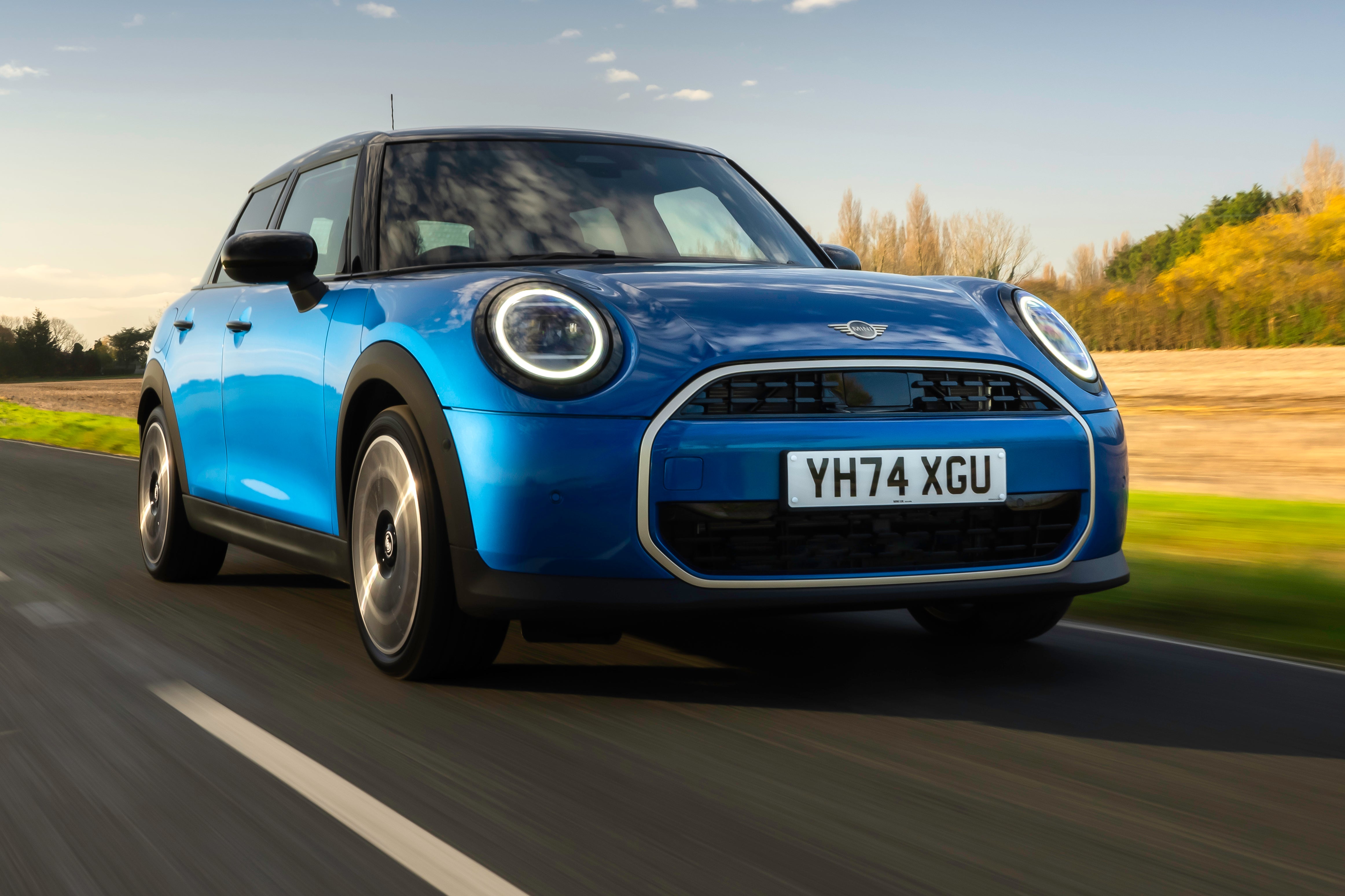 Main listing image - MINI Cooper Review 2025: Price, specs & boot space