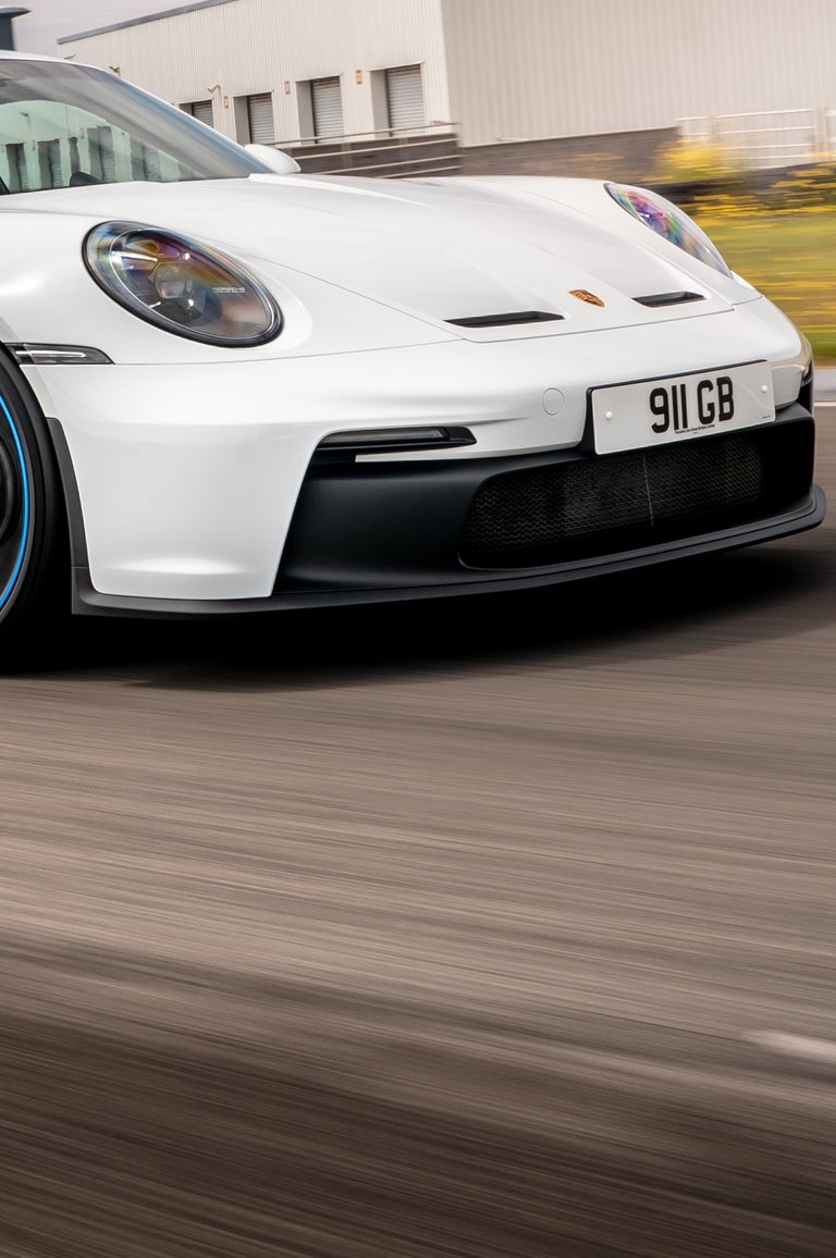 Porsche 911 GT3 on track