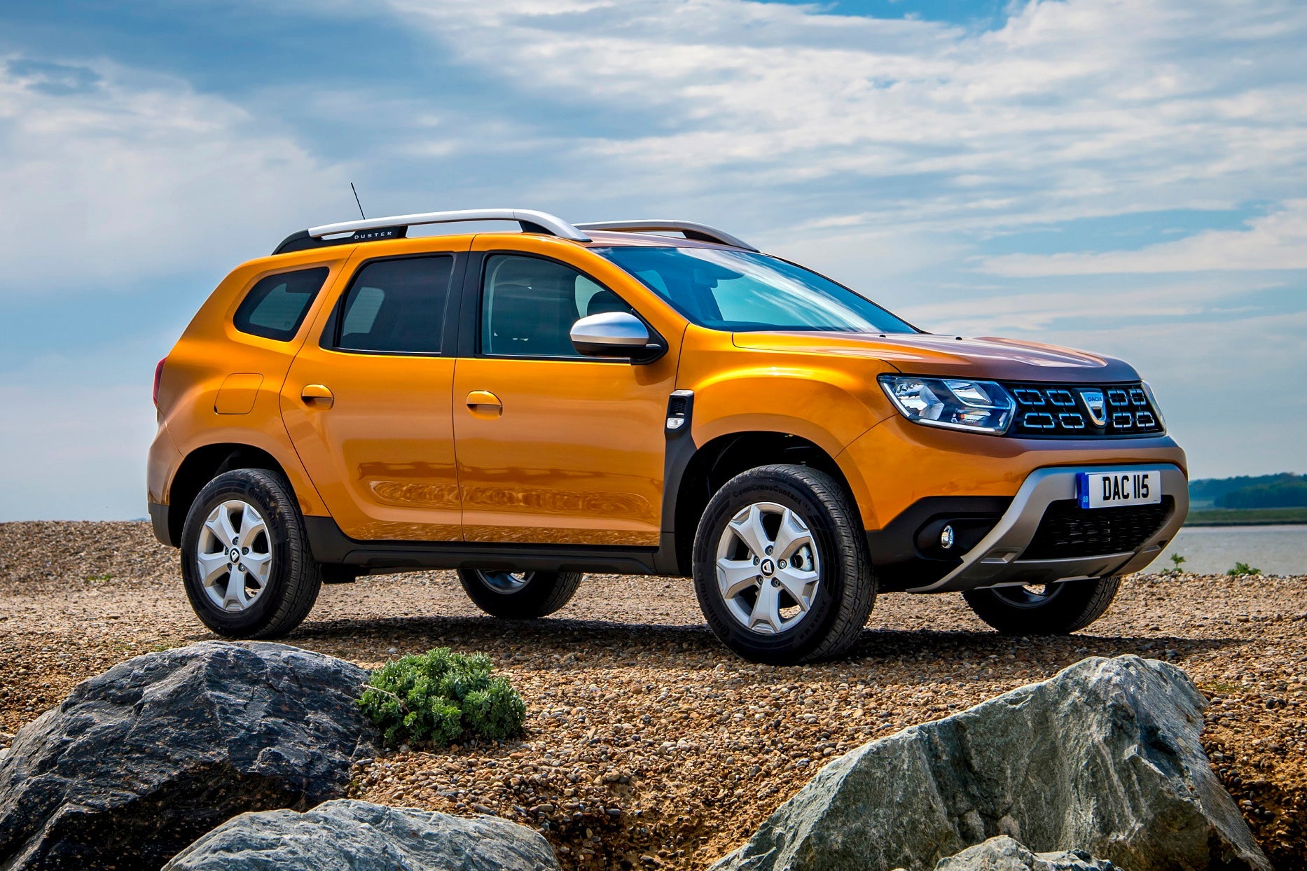 Dacia Duster Review 2021: Side photo