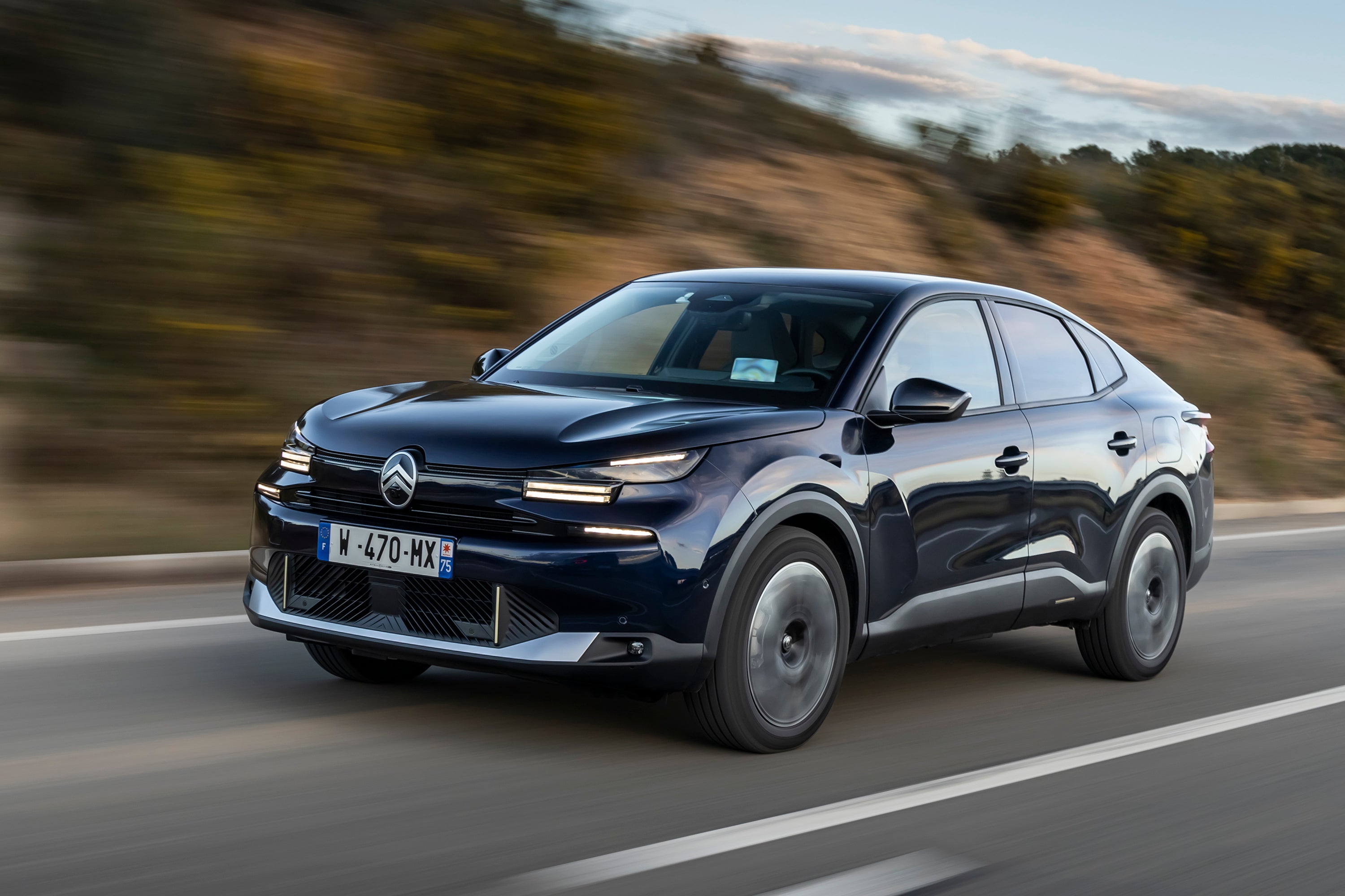 Main listing image - Citroen C4 X Review 2025: Price, specs & boot space