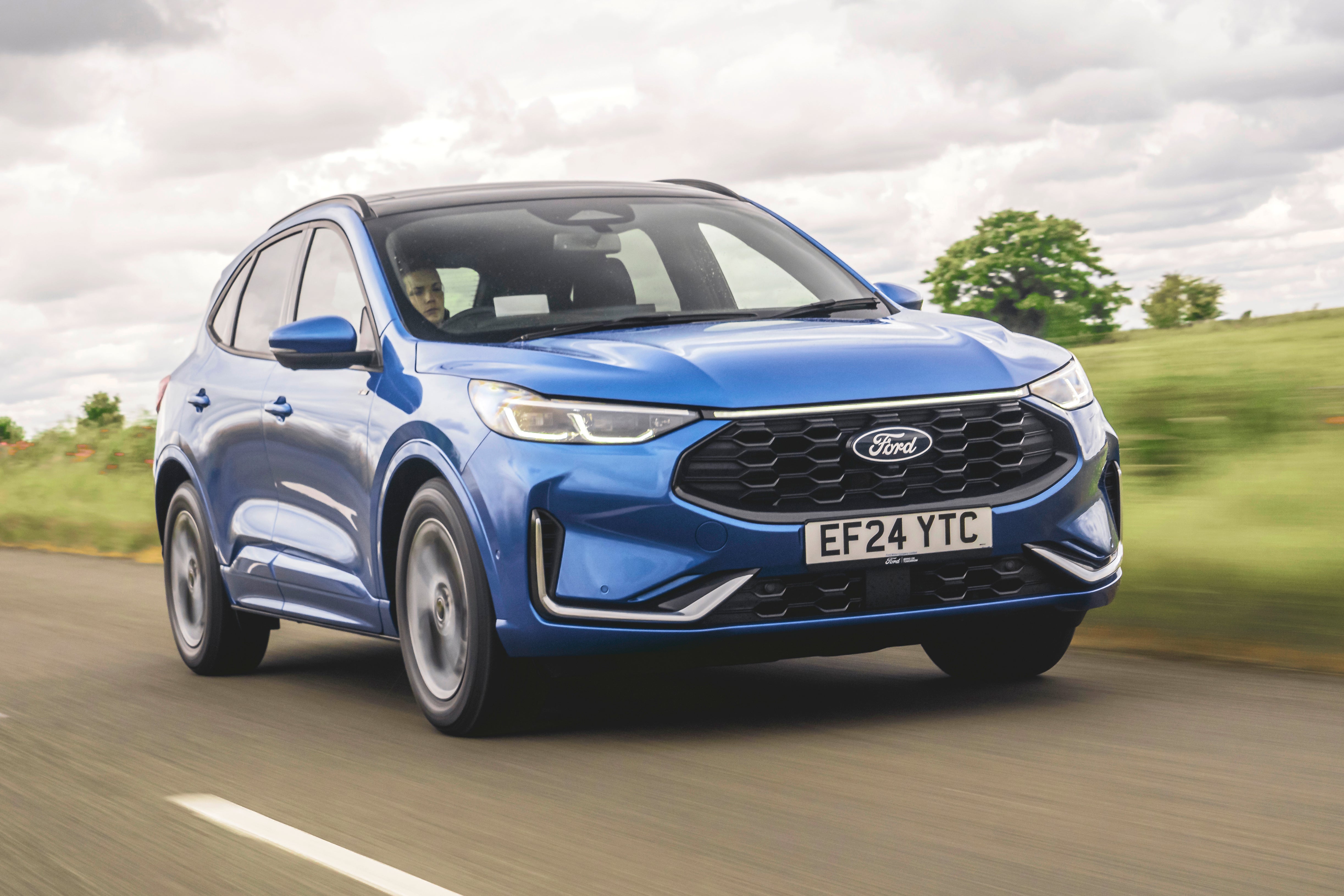 Main listing image - Ford Kuga Review 2025: Price, specs & boot space