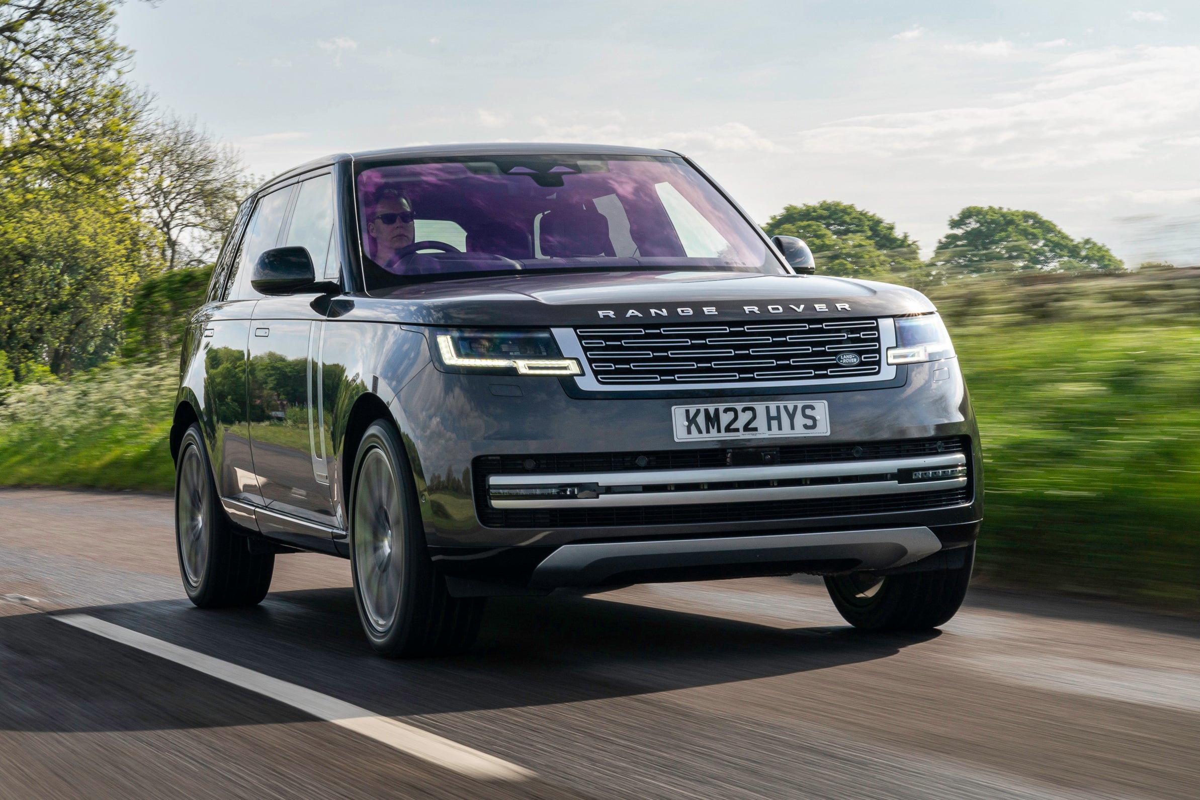 Main listing image - Range Rover Review 2025: Price, specs & boot space