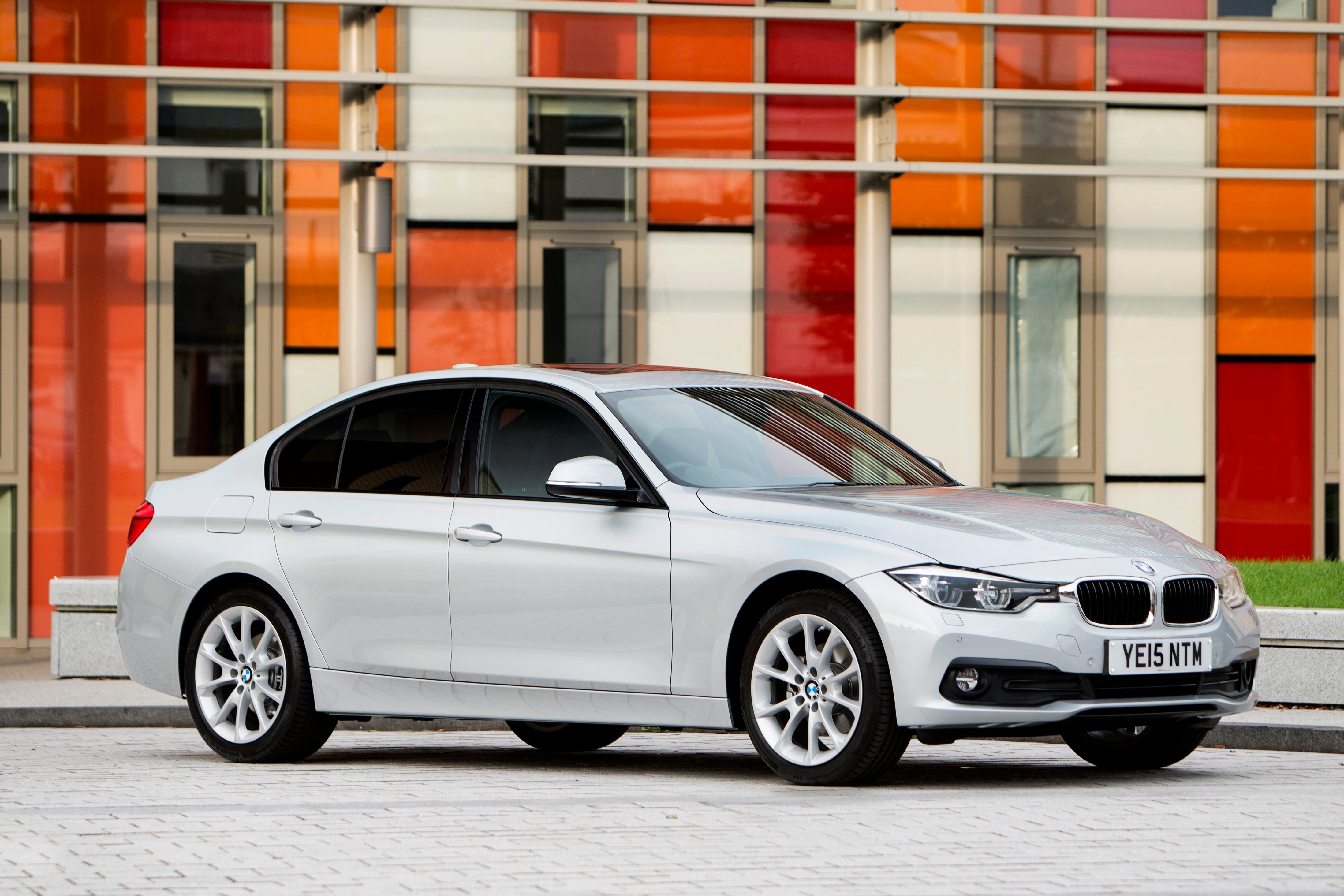 Main listing image - BMW 3 Series (2012-2018) Review