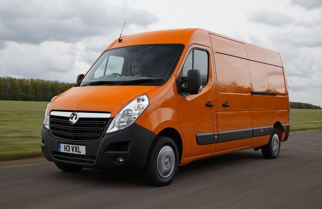 Main listing image - Vauxhall Movano Review