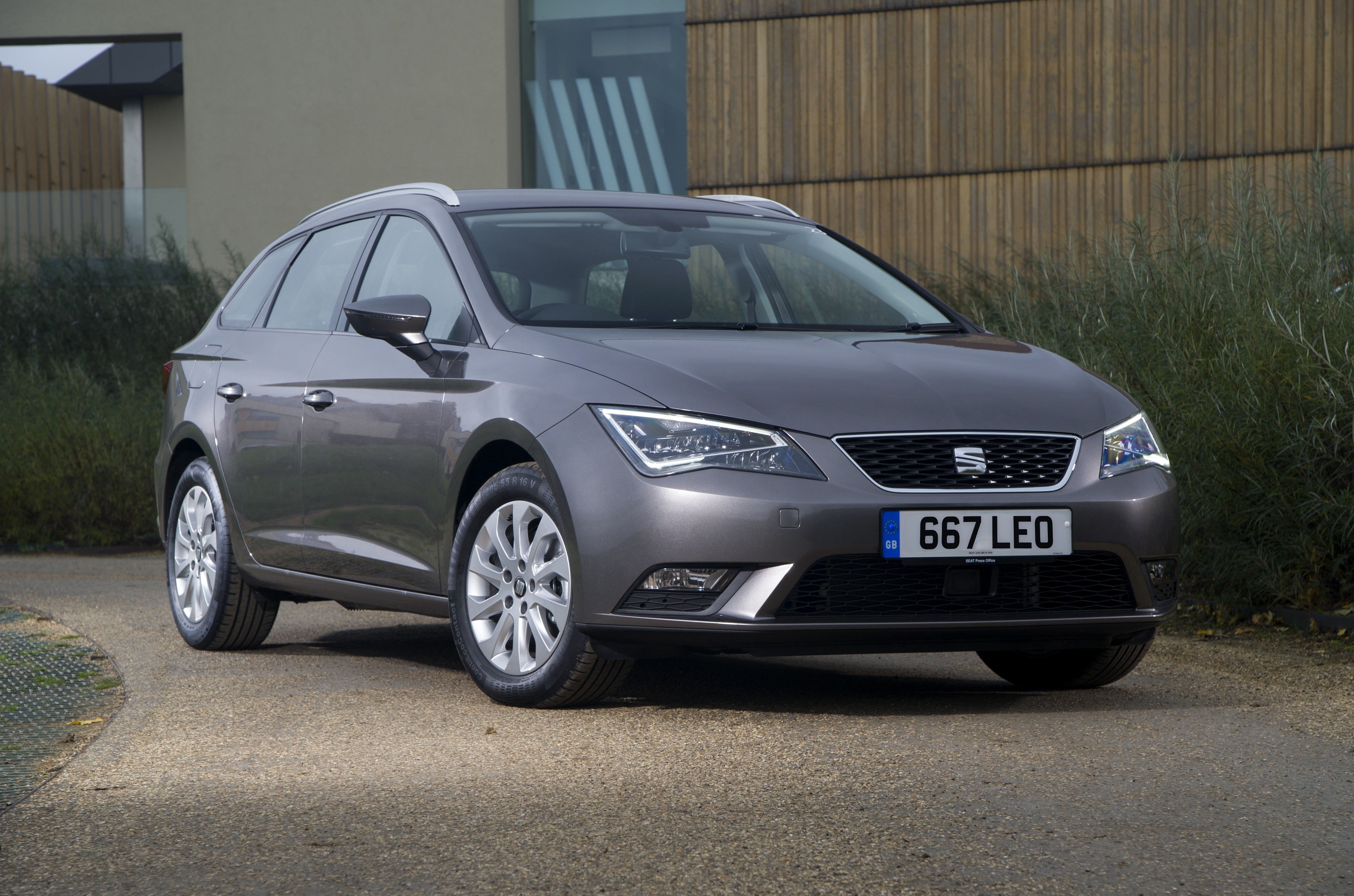 Main listing image - SEAT Leon ST (2014-2020) Review