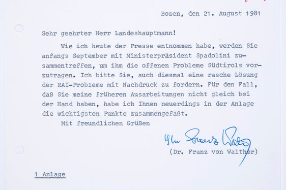 Lettera del coordinatore responsabile dei programmi in lingua tedesca per l'Alto Adige, Franz von Walther, al governatore provinciale Magnago sulle questioni aperte relative alla RAI Emittente di Bolzano, 1981 (Presidenza, n. 1124).