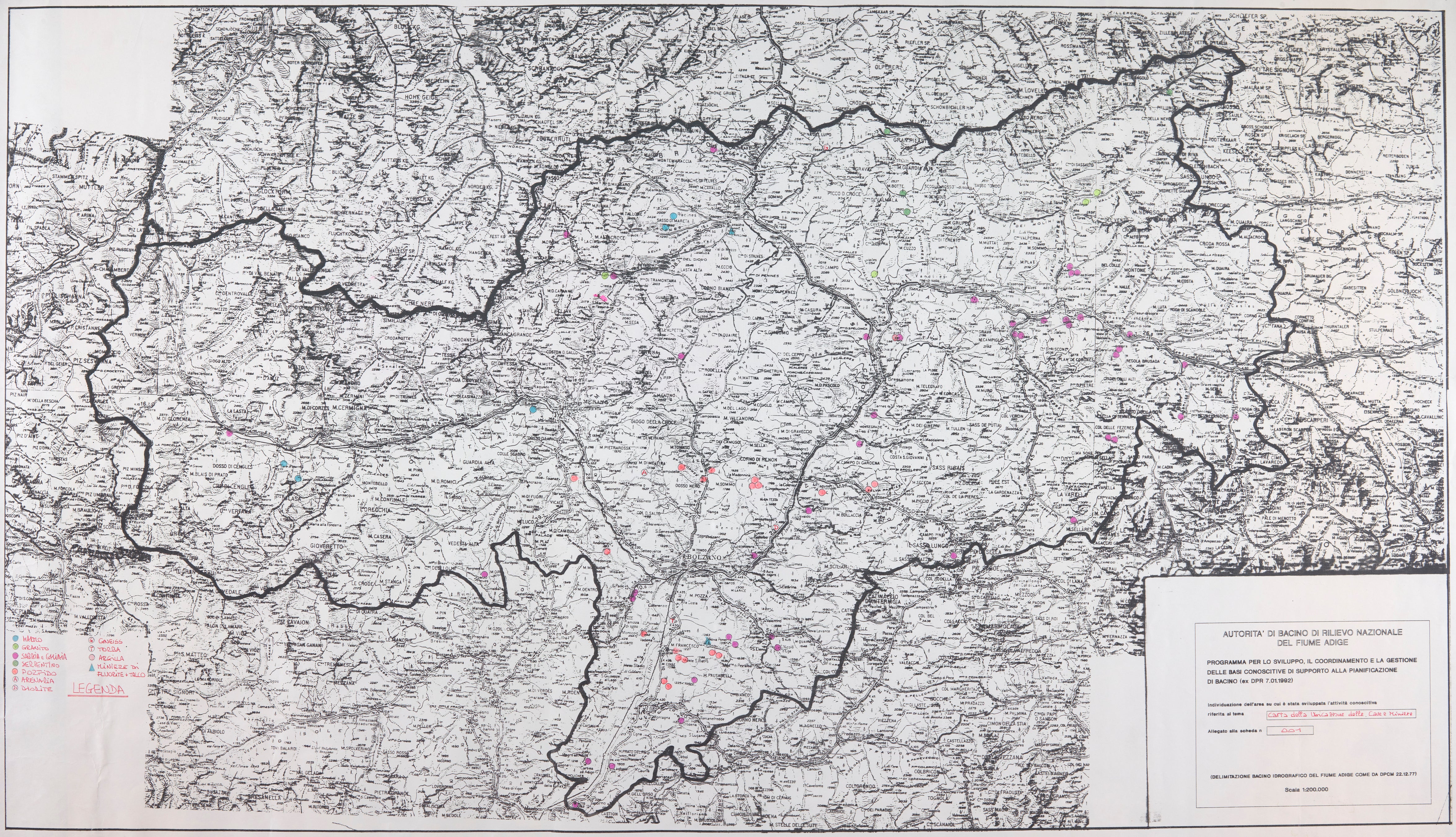 6) Carta della ubicazione delle cave (le cave di porfido nella bassa Valle Isarco/Bassa Atesina e le cave di sabbia e ghiaia nella parte meridionale e orientale della provincia), 1992. (Ufficio innovazione industriale, n. 335/2)