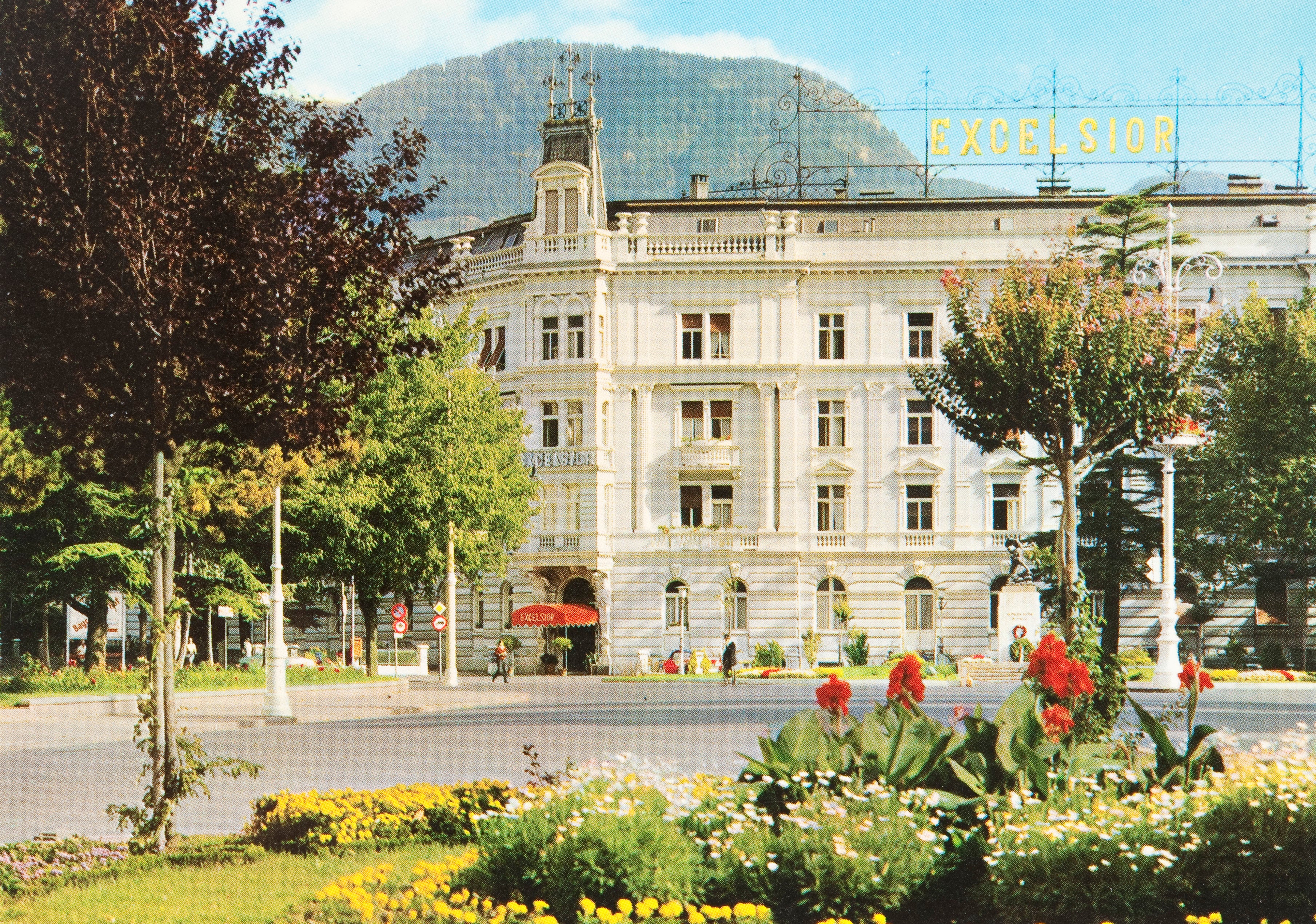 opo la Grande Guerra il grand hôtel “Kaiserhof” a Merano prese il nome “Excelsior” (Collezione Schlernverlag n. 521)
