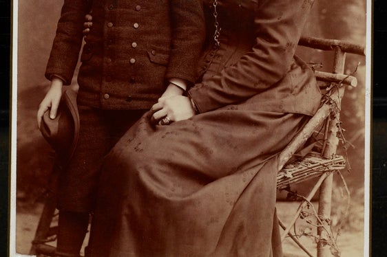 Konrad con sua madre Caroline von Moll, originaria della trentina Vallagarina