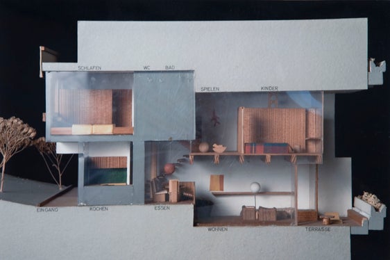 Modello di un appartamento con la zona giorno e la zona notte collocate su piani diversi (archivio Othmar Barth, n. 1395/27)