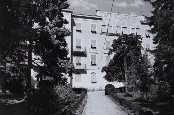 La Villa Miralago a Riva del Garda, 1952 (Ufficio famiglia, donna e giovenù n. 437)