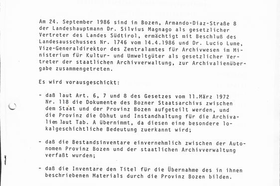 Erste Seite des Vertragsprotokolls über den Archivalientransfer vom Staatsarchiv Bozen ins Südtiroler Landesarchiv. (SLA, Amtsarchiv, Nr. 32)