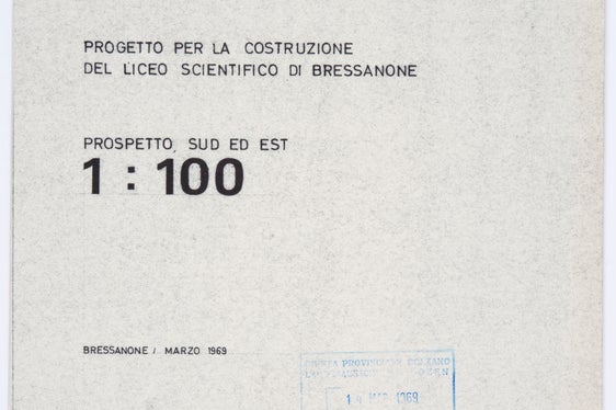 Ansichten des von Architekt Othmar Barth projektierten und vom Landesausschuss finanzierten Wissenschaftlichen Lyzeums J. P. Fallmerayer in Brixen, 1969 (Archiv Othmar Barth, Nr. 323)