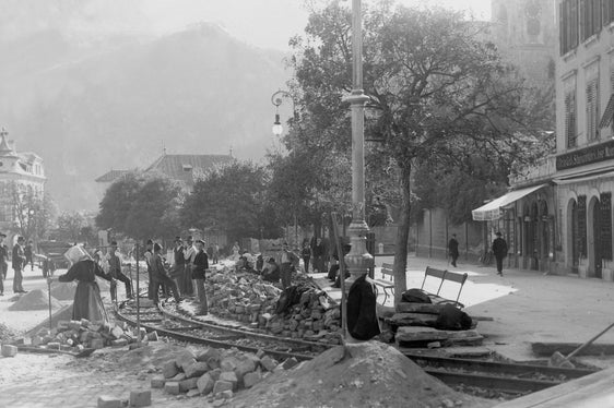 Geleiseverlegung am Waltherplatz, Ecke Mustergasse ehemals Erzherzog-Heinrich-Straße, Südtiroler Landesarchiv, Archiv der Etschwerke, Nr. 350