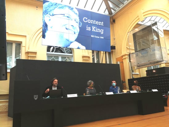 Stefano Bonzi stellt die Kriterien der Barrierefreiheit auf den Webseiten der SIAG vor Stefano Bonzi stellt die Kriterien der Barrierefreiheit auf den Webseiten der SIAG vor