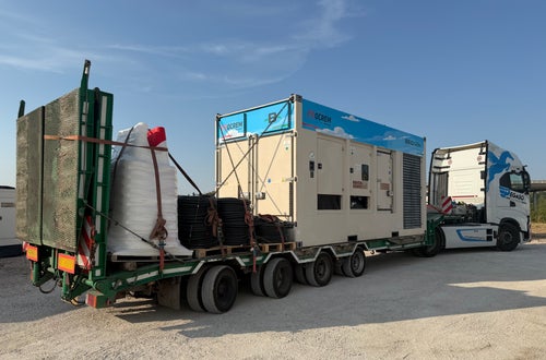 Trasporto del nuovo gruppo elettrogeno destinato al Data Center di SIAG a Bolzano. Trasporto del nuovo gruppo elettrogeno destinato al Data Center di SIAG a Bolzano.