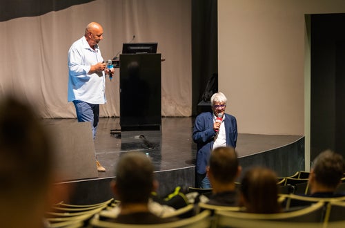 SIAG-Generaldirektor Stefan Gasslitter mit dem Keynote-Speaker Manfred Schweigkofler SIAG-Generaldirektor Stefan Gasslitter mit dem Keynote-Speaker Manfred Schweigkofler