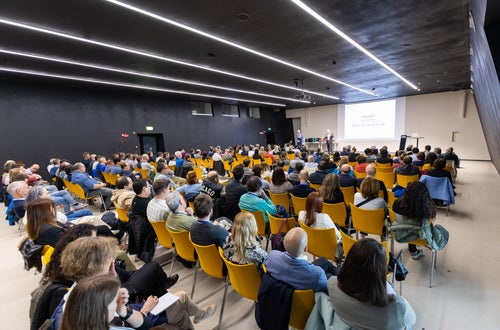 Collaboratrici e collaboratori SIAG durante l'evento di formazione Event4SIAG al NOI Techpark di Bolzano Collaboratrici e collaboratori SIAG durante l'evento di formazione Event4SIAG al NOI Techpark di Bolzano