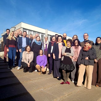 Die jährliche Hauptamtlichentagung bringt die Leiterinnen und Leiter bzw. Geschäftsführer:innen der anerkannten Weiterbildungseinrichtungen Südtirols zusammen. Ziel ist der Austausch zu aktuellen bildungspolitischen Entwicklungen, zur Qualitätsentwicklung und zu gemeinsamen Strategien im Bereich Erwachsenenbildung. (Foto: Andrea Oberfrank, Cusanus-Akademie)