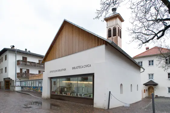 Öffentliche Bibliothek Schluderns– Foto: © Ludwig Thalheimer
